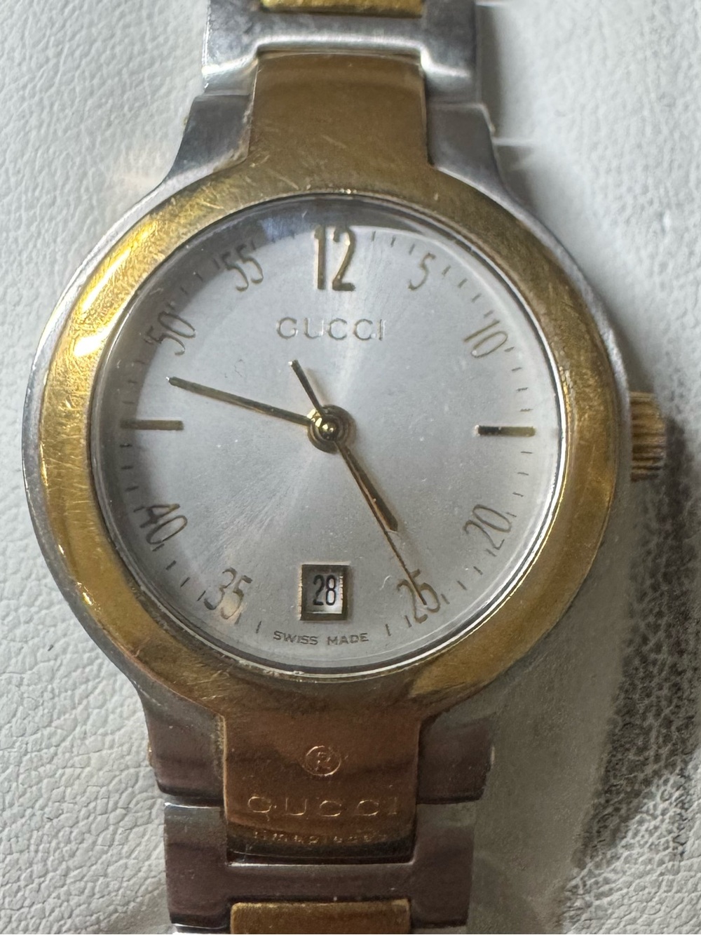 #160 Gucci Gold and Silver Two-Tone Round Dial Women's Watch